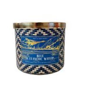Bath & Body Works Blue Icelandic Waters 3 Wick Candle